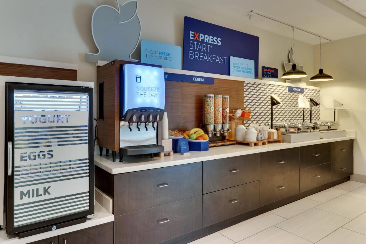 Holiday Inn Express & Suites - Dawsonville By Ihg Екстер'єр фото